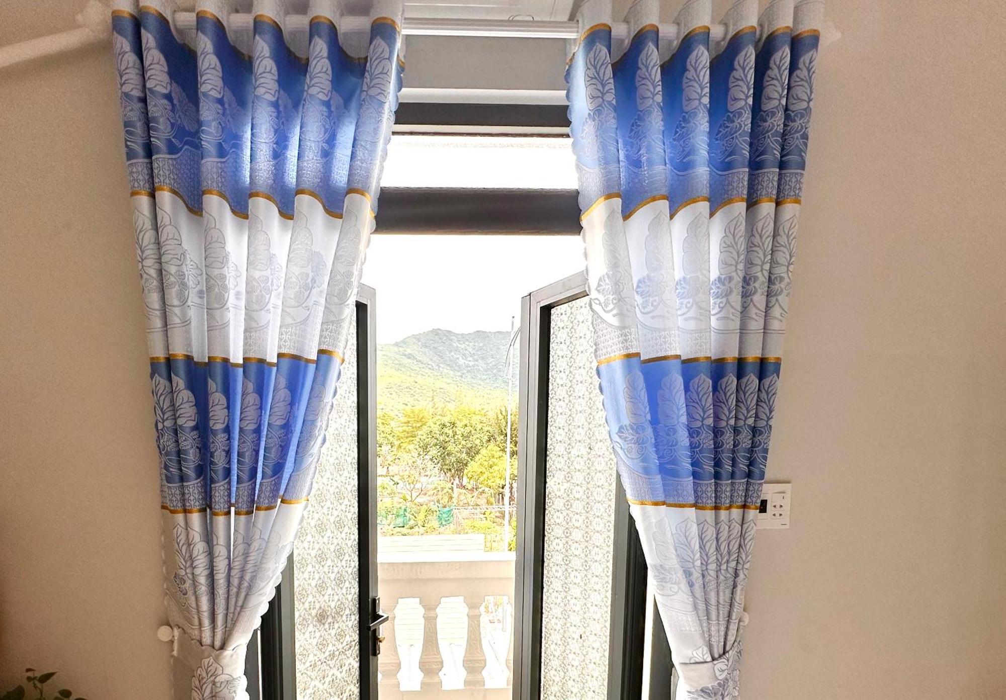 Moc Homestay- Near Bai Dai Beach Cam Lam Esterno foto