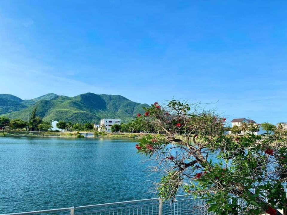 Moc Homestay- Near Bai Dai Beach Cam Lam Esterno foto